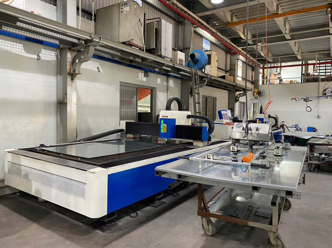 Cắt – gia công sắt thép theo yêu cầu