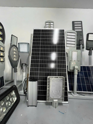 Cung cấp đèn chiếu sáng NLMT & LEG